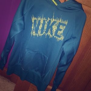 nike sweatshirt!!